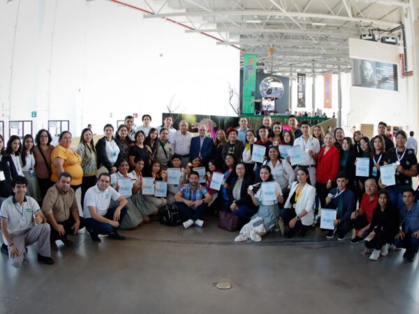 ¡Arrasan estudiantes de COBAES en la FEMECI; 2 proyectos representarán a Sinaloa en la etapa nacional!